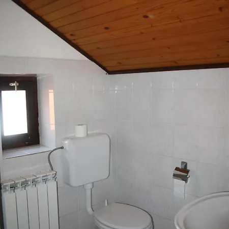 Sinji Vrh Couette-café *