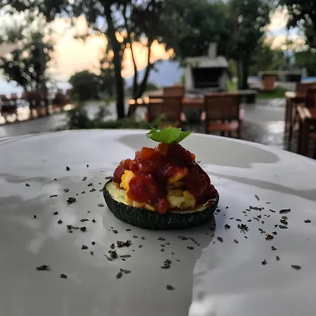 Couette-café Sinji Vrh *